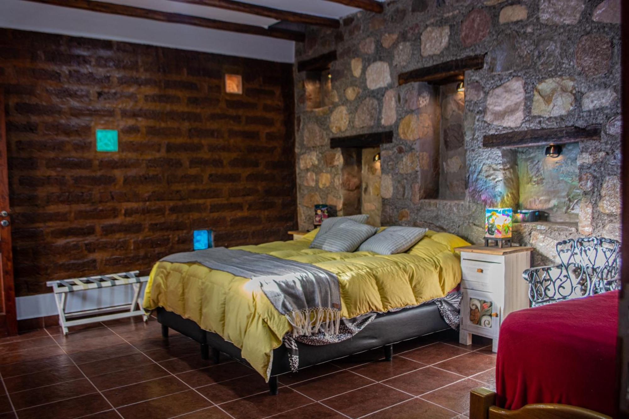 Aparthotel La Llama Negra *