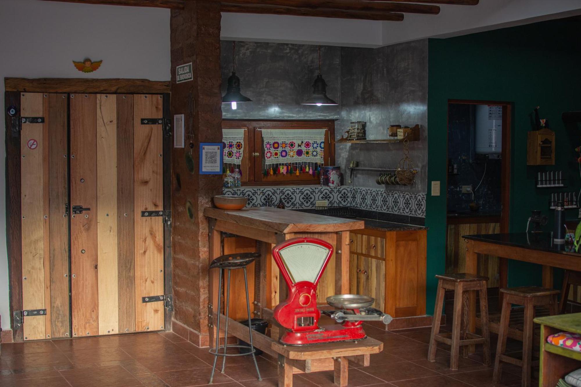 La Llama Negra Aparthotel