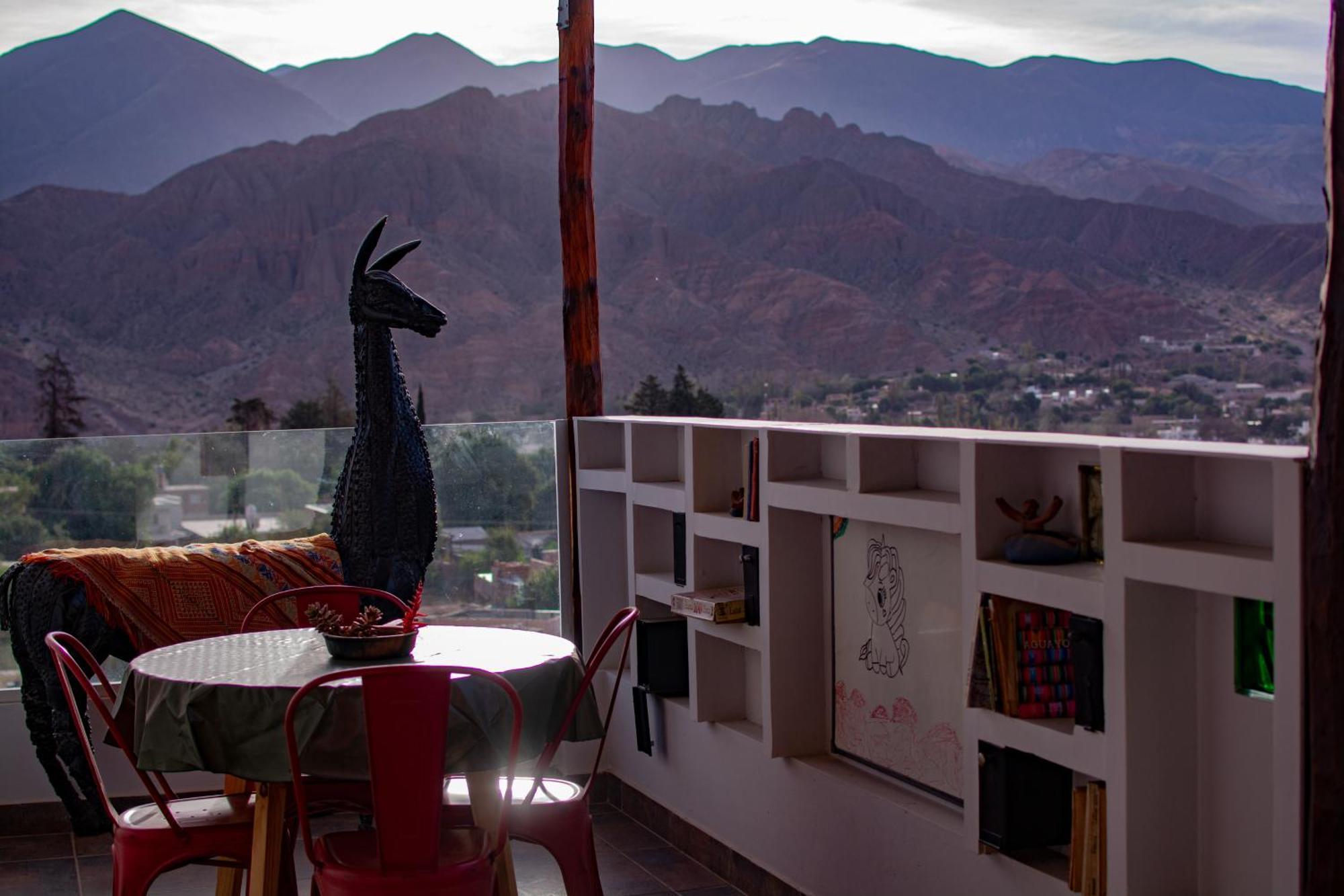 La Llama Negra Aparthotel