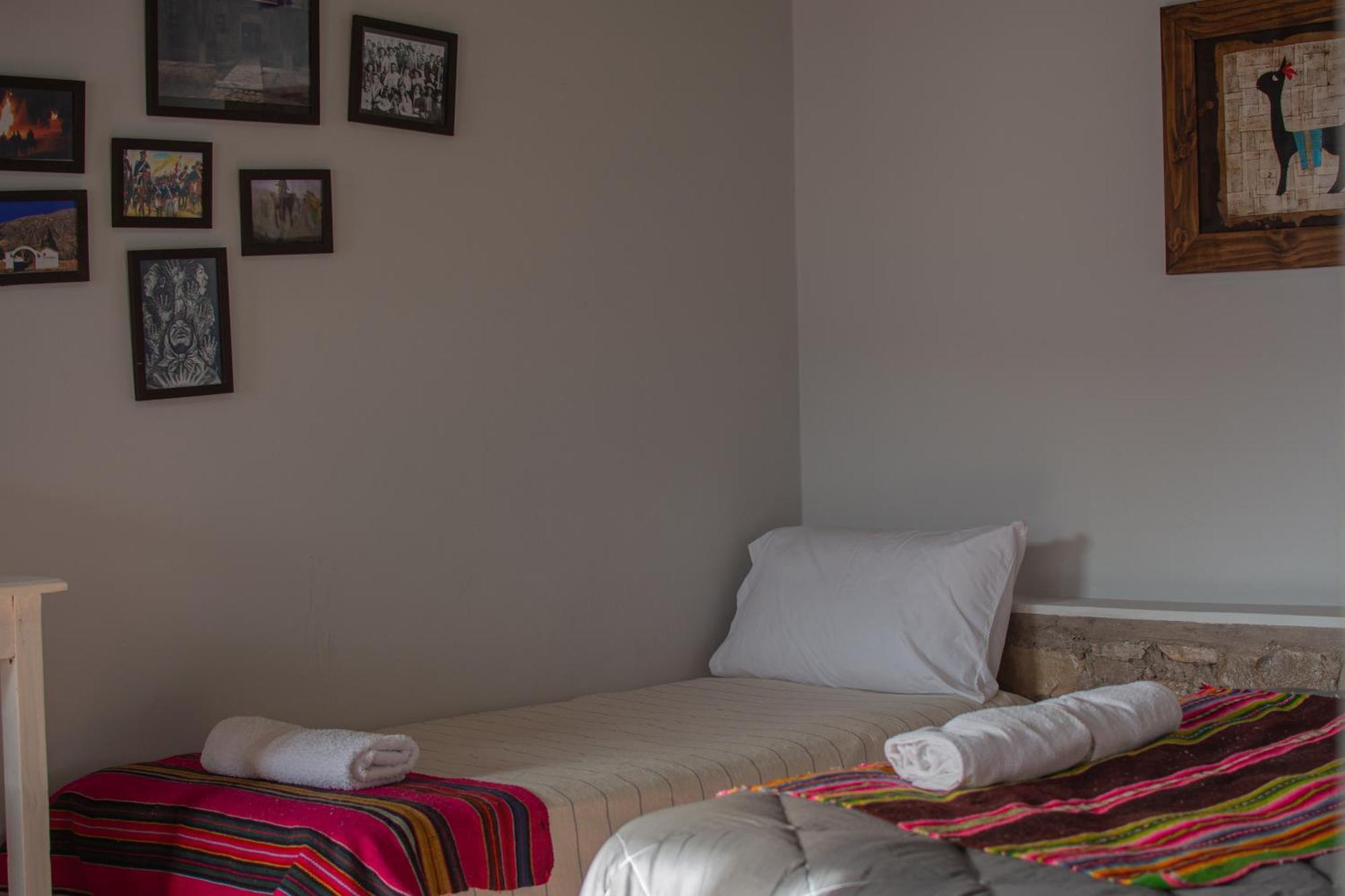 La Llama Negra Aparthotel *