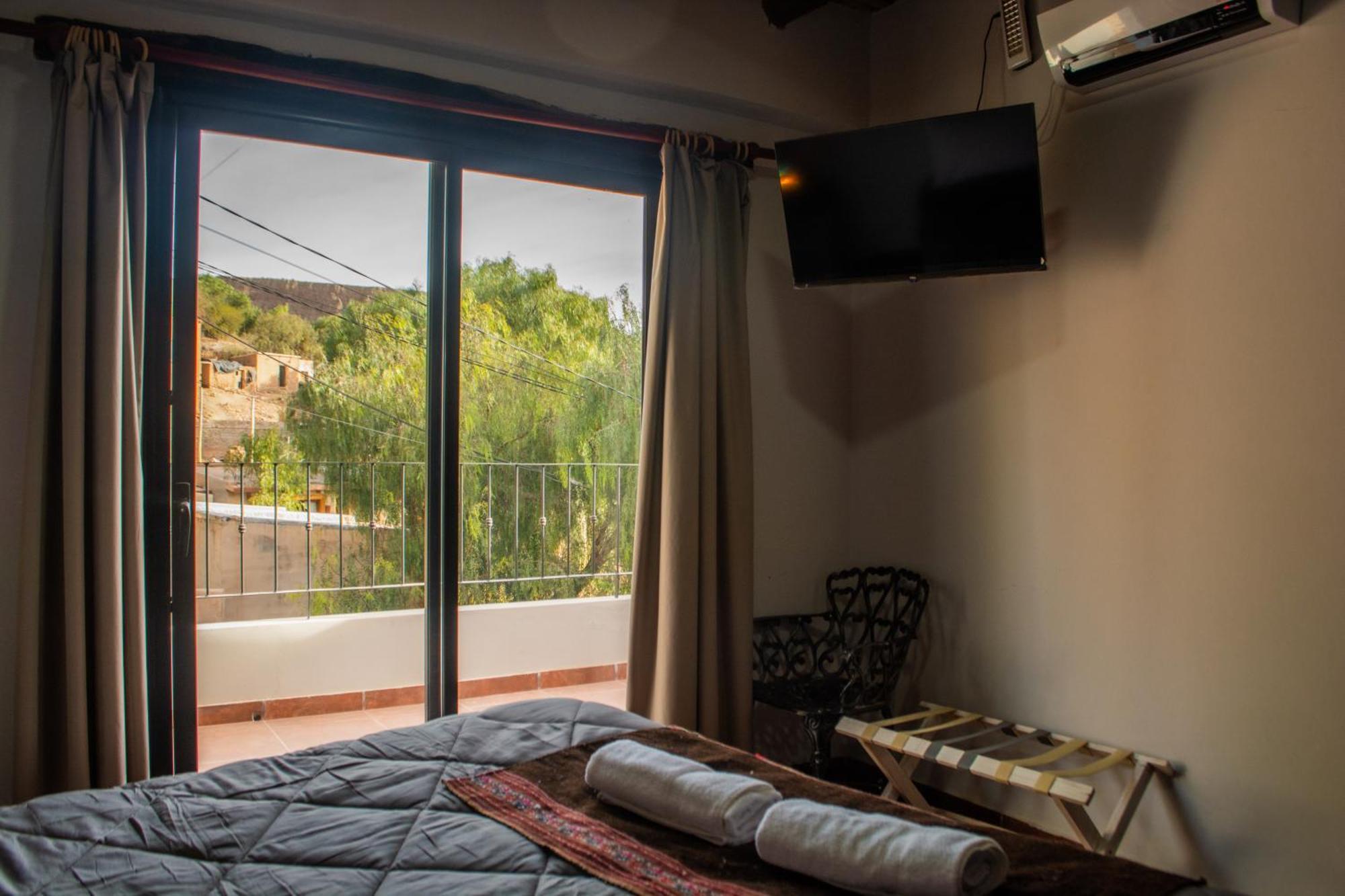 Aparthotel La Llama Negra