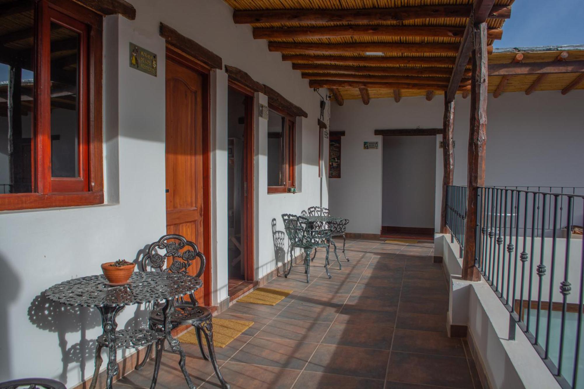 Aparthotel La Llama Negra *