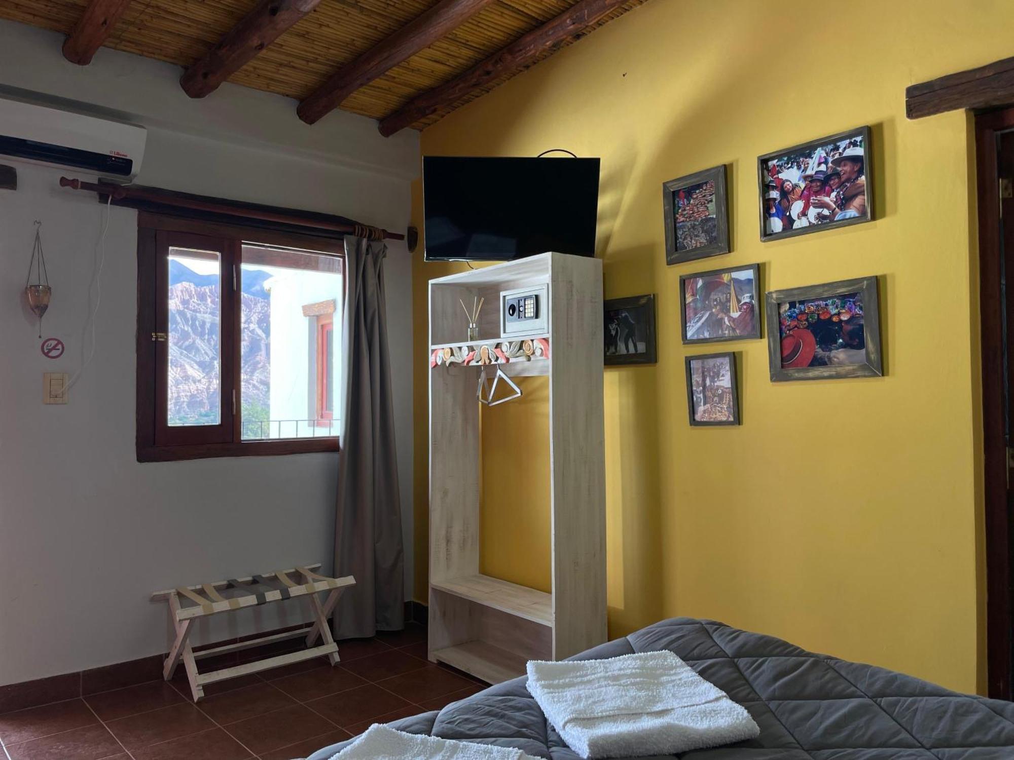 La Llama Negra Aparthotel Tilcara